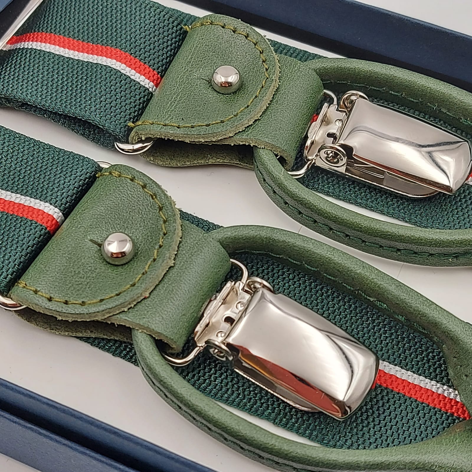 Albert Thurston for Cruciani & Bella Made in England Adjustable Sizing 30 mm Woven Barathea  Green, Red  and White Stripes Braces 2 in 1 Y-Shaped Nickel Fittings Size: L 6241 