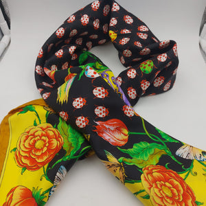 Cruciani & Bella Hand-rolled   100% Silk Dark ,Yellow and Red Atelier Versace Vintage Collection Made in Italy 90 cm X 90 cm #6374