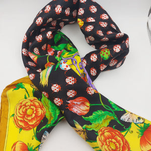 Cruciani & Bella Hand-rolled   100% Silk Dark ,Yellow and Red Atelier Versace Vintage Collection Made in Italy 90 cm X 90 cm #6374