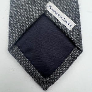 Drake's for Cruciani & Bella 100% Cachemire Tipped Light Grey  Melange Tie Handmade in England 8 cm x 148 cm #0080