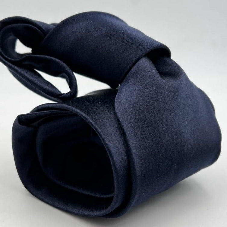 Drake's Vintage 100% Silk Tipped Blue PlainTie Handmade in England 9 cm x 147 cm #6500