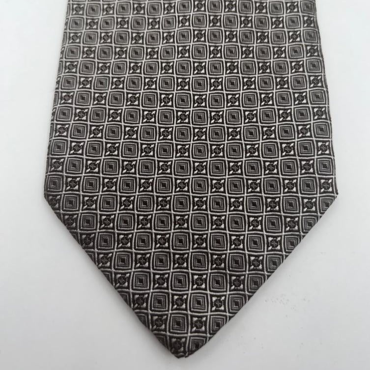 Drake's Vintage 100% Silk Tipped  Grey Light Grey Motif Handmade in England 9,5 cm x 146 cm #6522
