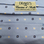 Drake's Vintage 100% Silk Wowen Jaquard Tipped  Light Blue Light Blue, Yellow, White Motif Handmade in England 9,5 cm x 146 cm #6532