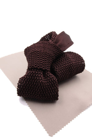 Dark brown knitted tie